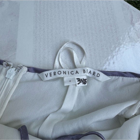 Veronica Beard Cherie Dress
SIZE 4 women sequins bodycon party Midi dress - Picture 11 of 13